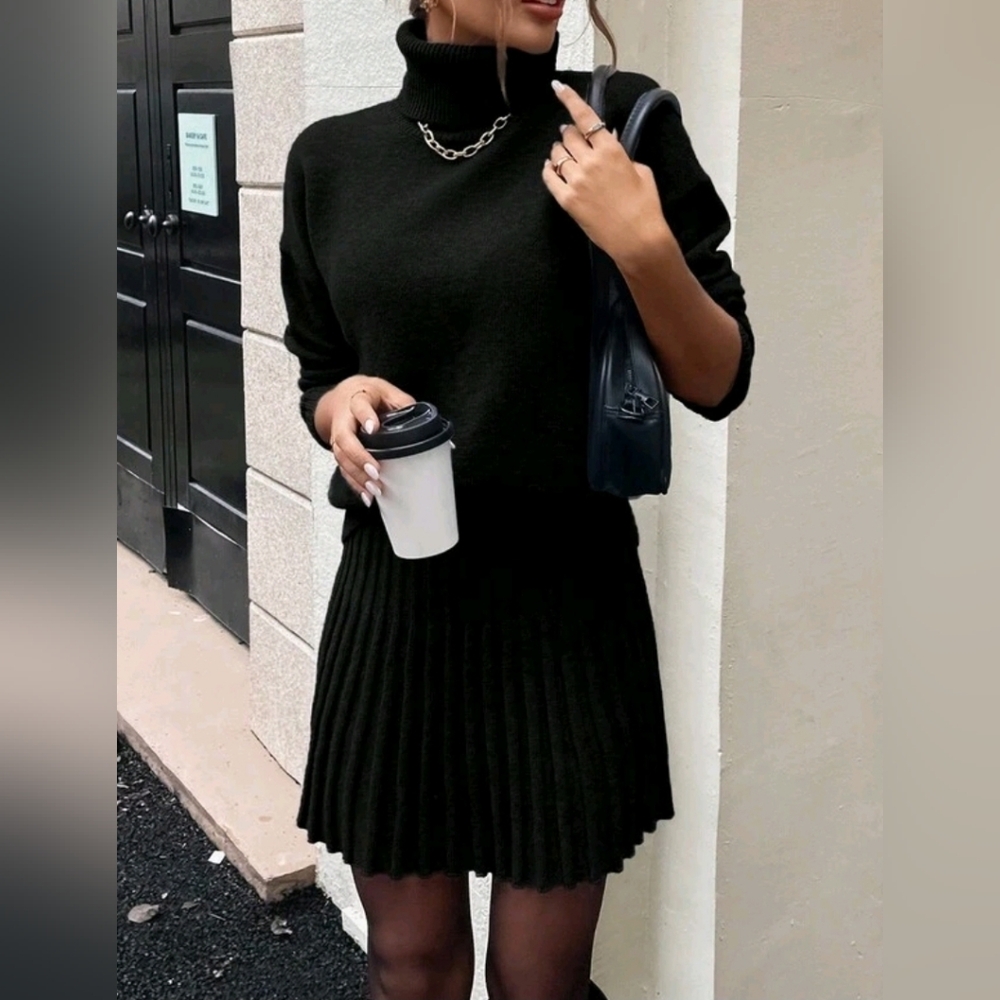 New Turtleneck Sweater Pleated Short Skirt Two Piece Knit Set Black